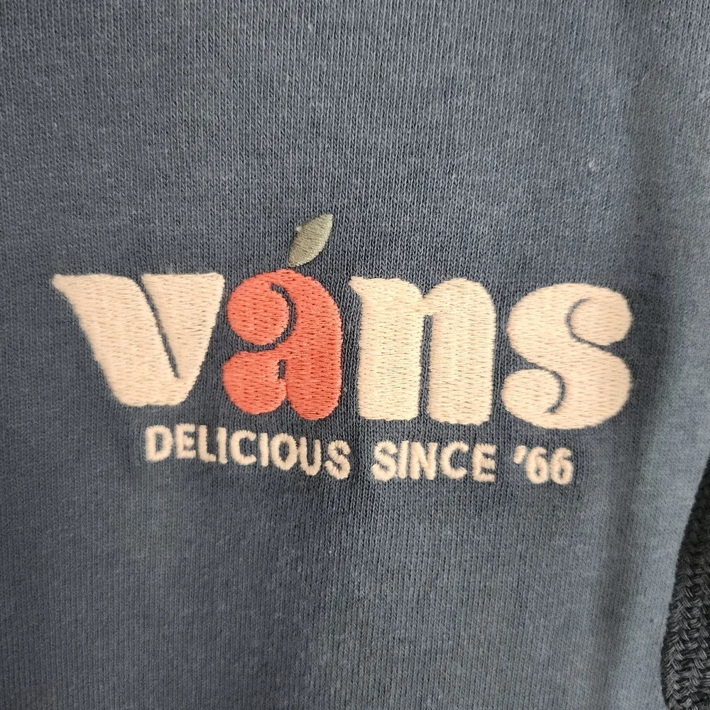 Vans Delicious Embroidered Front Logo Pouch Hoodie in Vans Teal Size S - Picture 3 of 12